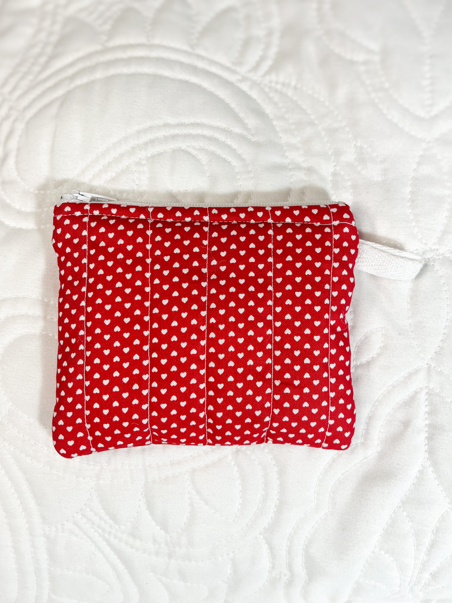 Mini Keychain Clutch Wallet in Red Hearts Print