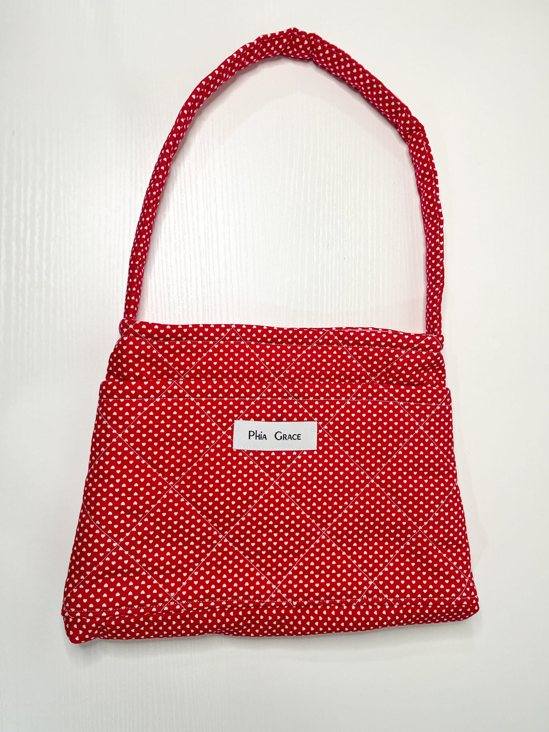 Quilted Shoulder Bag in Red Hearts Print