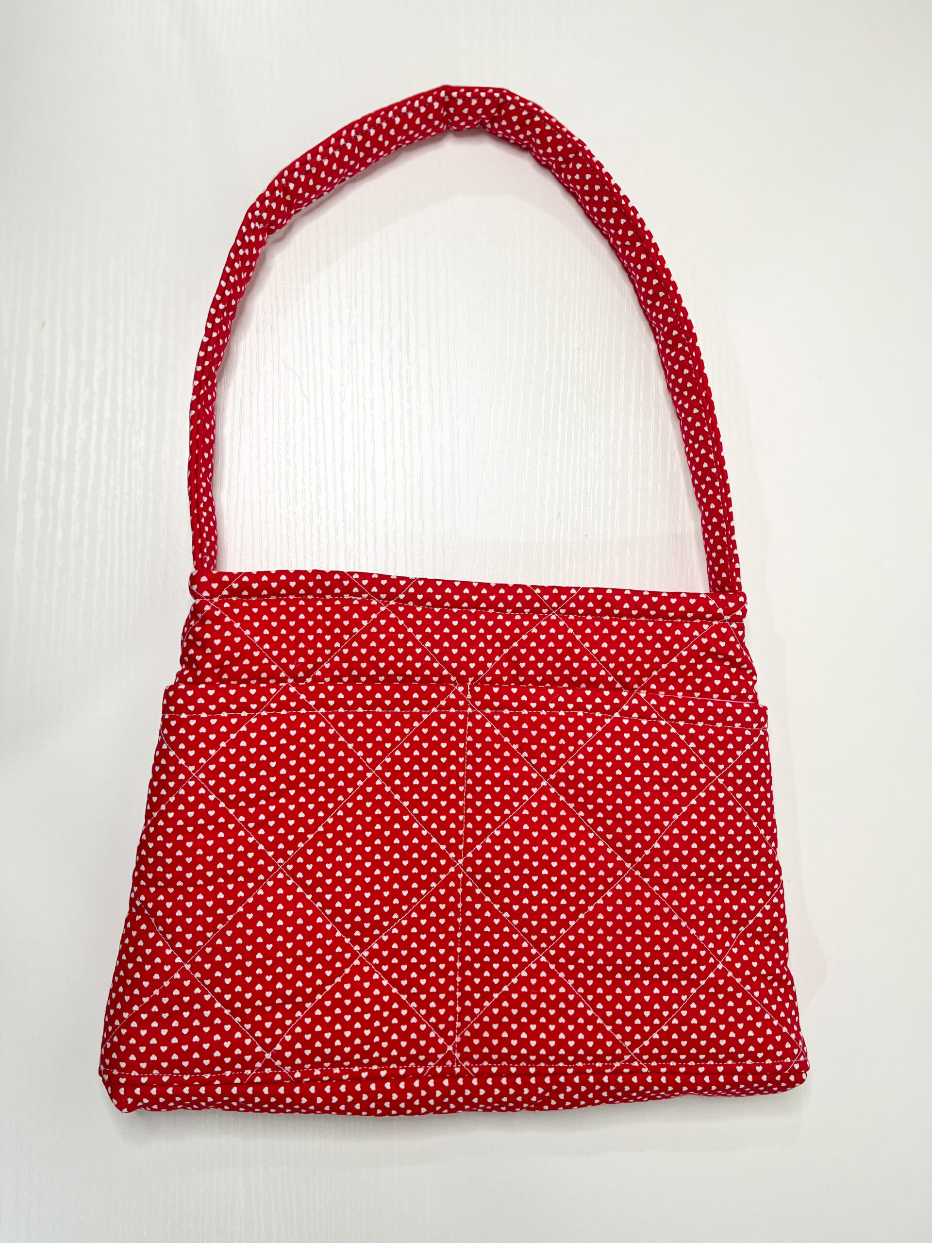 Quilted Shoulder Bag in Red Hearts Print