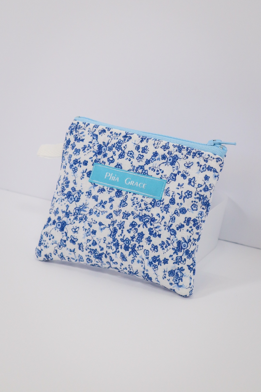 Keychain Clutch Wallet in Blue and White Floral